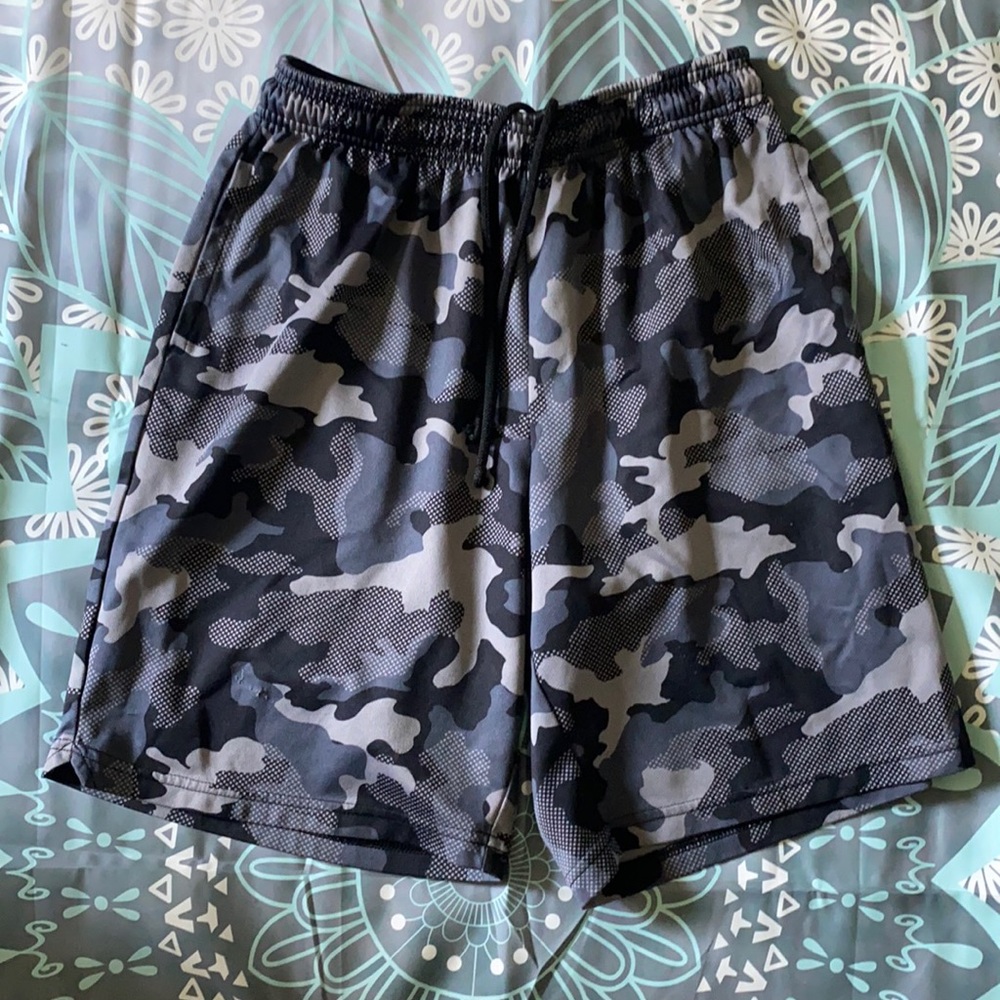 Tek Gear boy shorts size Large (14/16)